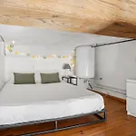 Urban'mezza Spot - Valmy - Wi-fi & Metro Apartmán *