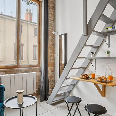 Urban'mezza Spot - Valmy - Wi-fi & Metro Apartmán *